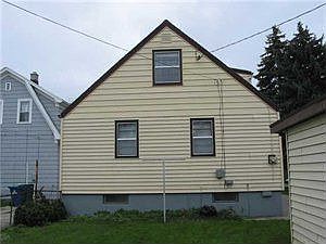 3rd image of 108 Ryan St