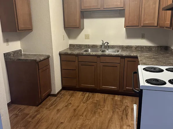 1020 Oviatt St #10, Kaukauna, WI 54130