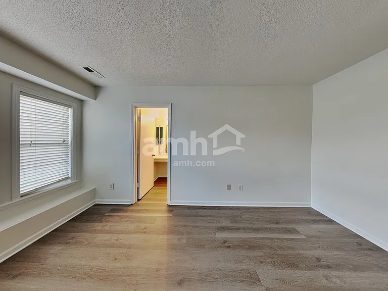 6025 Namozine Ct — Photo 10