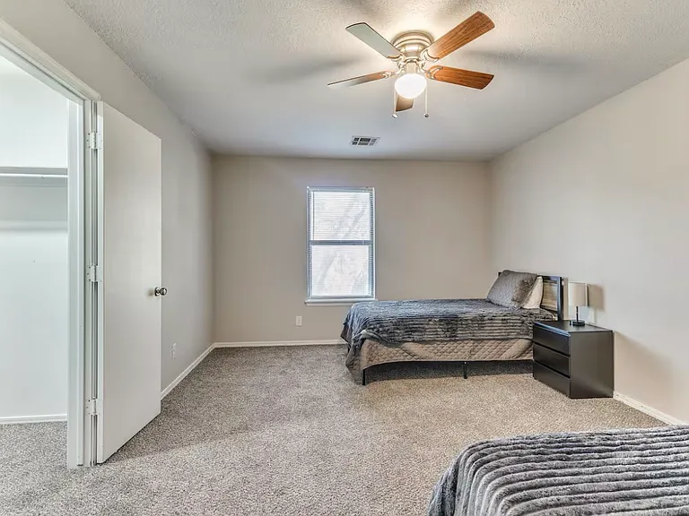 6724 S 78th Ave E #A — Photo 14