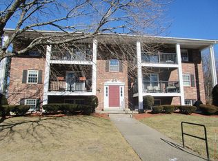 13 Walker Rd APT 1, North Andover, MA 01845