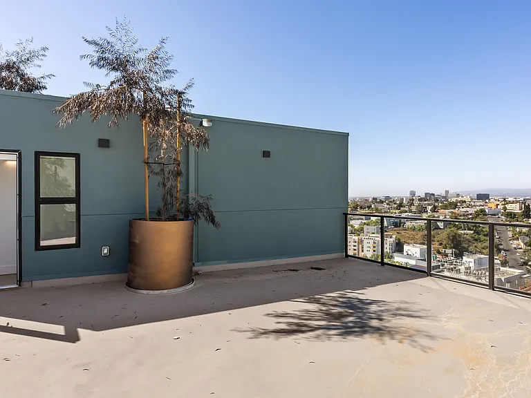 Park & Vista — Photo 102