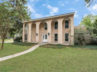 17903 Nanes Dr, Houston, TX 77090