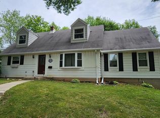 842 S 88th St, West Allis, WI 53214