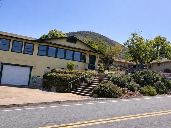 2nd image of 3136 Westridge Drive