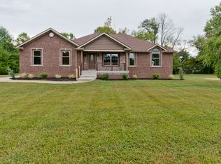 8585 Seneca Dr NE, Georgetown, IN 47122