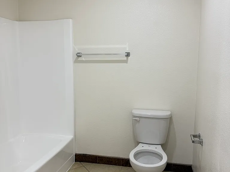 1357 Armadale Ave #100 — Photo 6