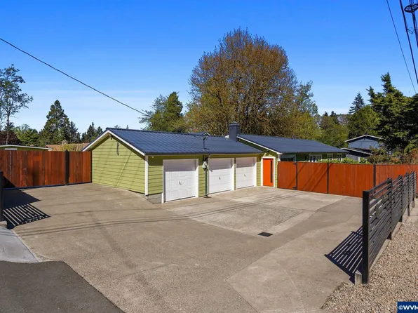 971 Madrona Ave SE, Salem, OR 97302