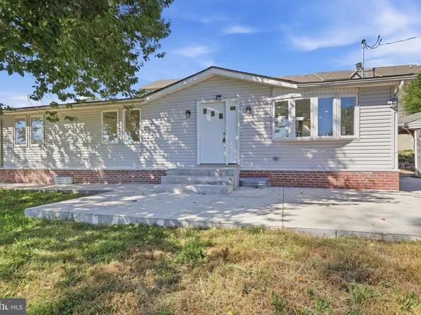 543 Old Street Rd, Feasterville Trevose, PA 19053