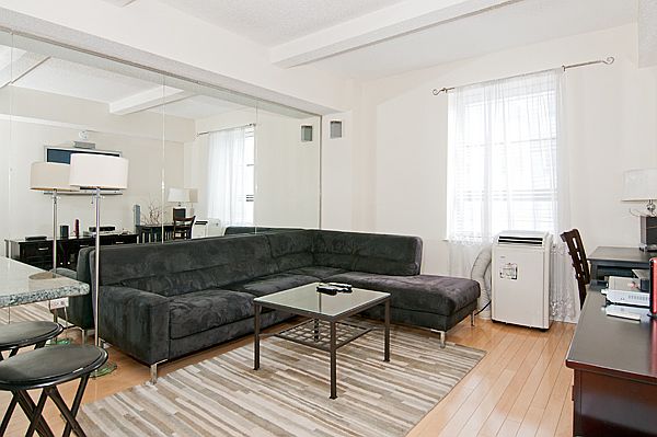 1st image of 150 W 51st St APT 1905