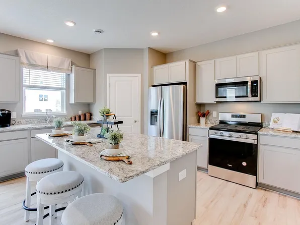 451 Blueridge St SW, Delano, MN 55328