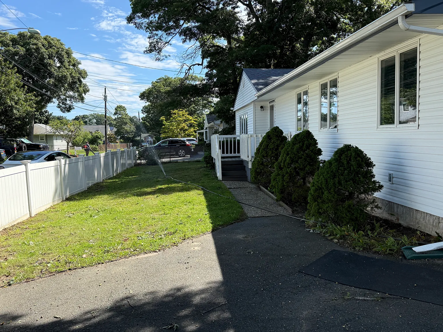 3 bed, 1.5 bath, 1500 sqft, $3,500 — Photo 2
