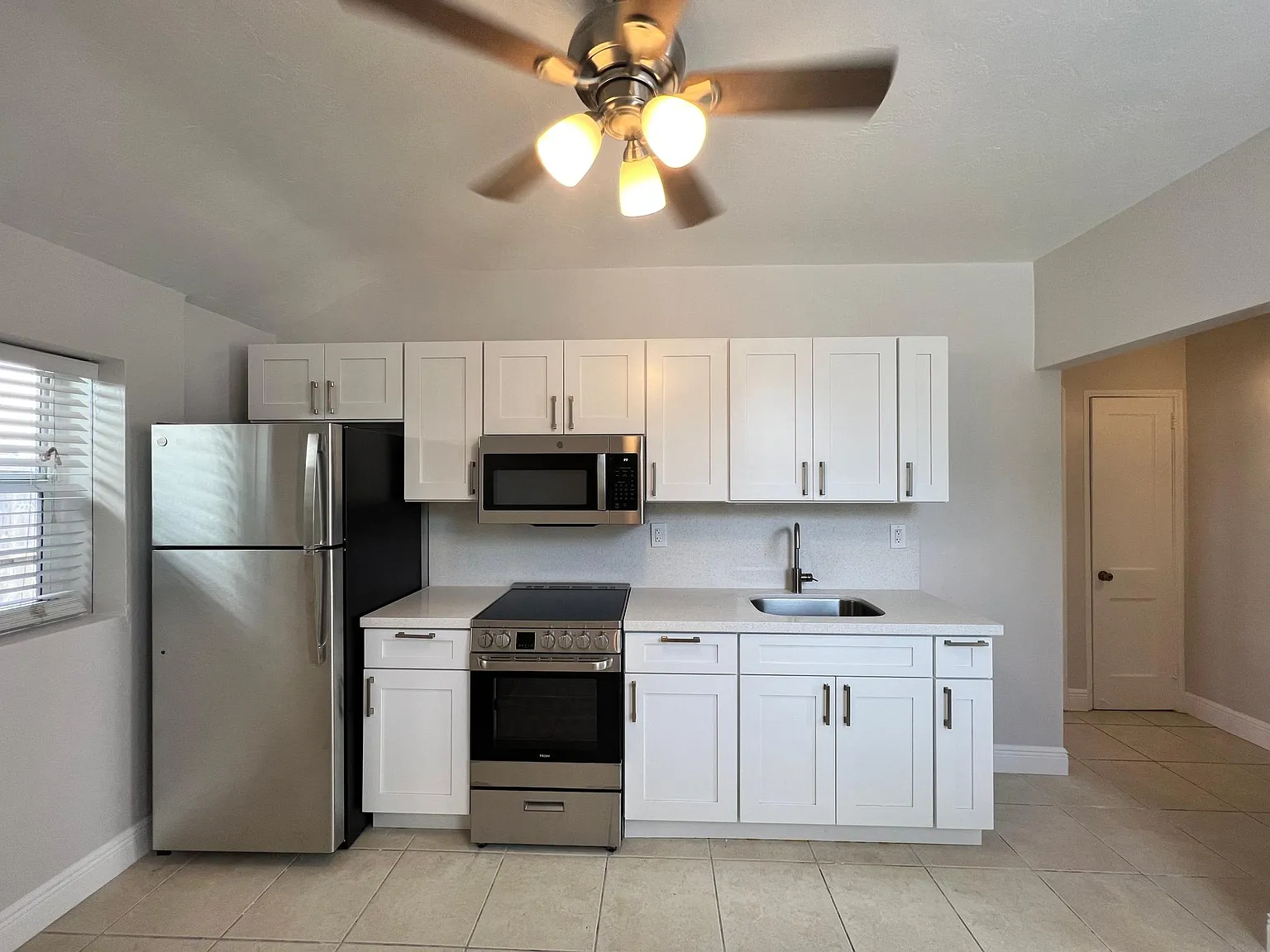 1 bed, 500 sqft, $1,650 — Photo 4