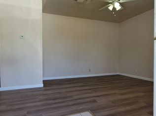 728 N Main St, Springtown, TX 76082