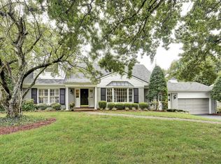 204 Sequoya Rd, Indian Hills, KY 40207