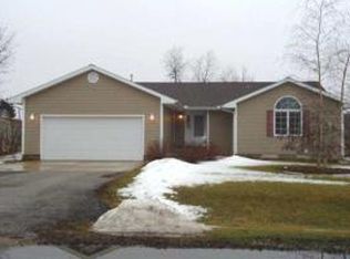 13510 139th St W, Taylor Ridge, IL 61284