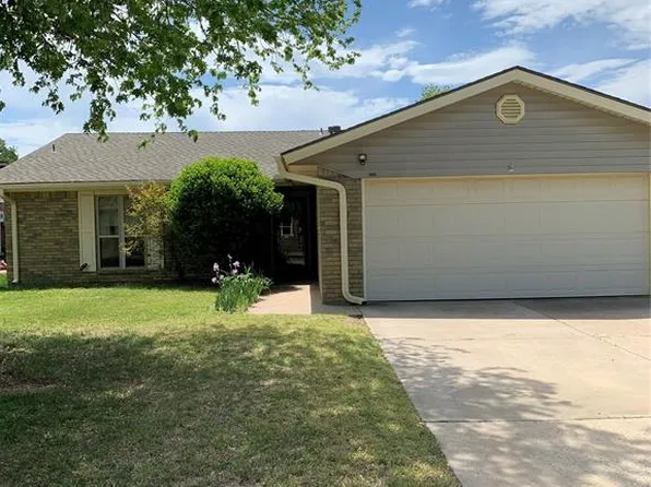 8120 NW 8th St, Oklahoma City, OK 73127
