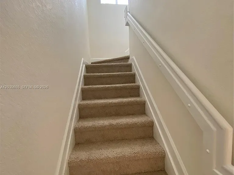 2330 SE 10th St #2330 — Photo 17