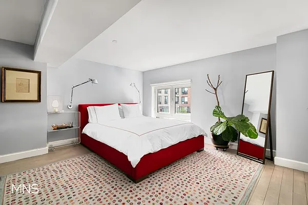 Sold by MNS | media 13