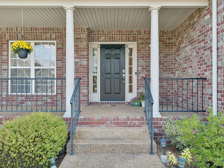 7952 Oakfield Grv — Photo 4
