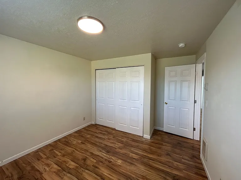 2853-2855 SW Umatilla Ave — Photo 10