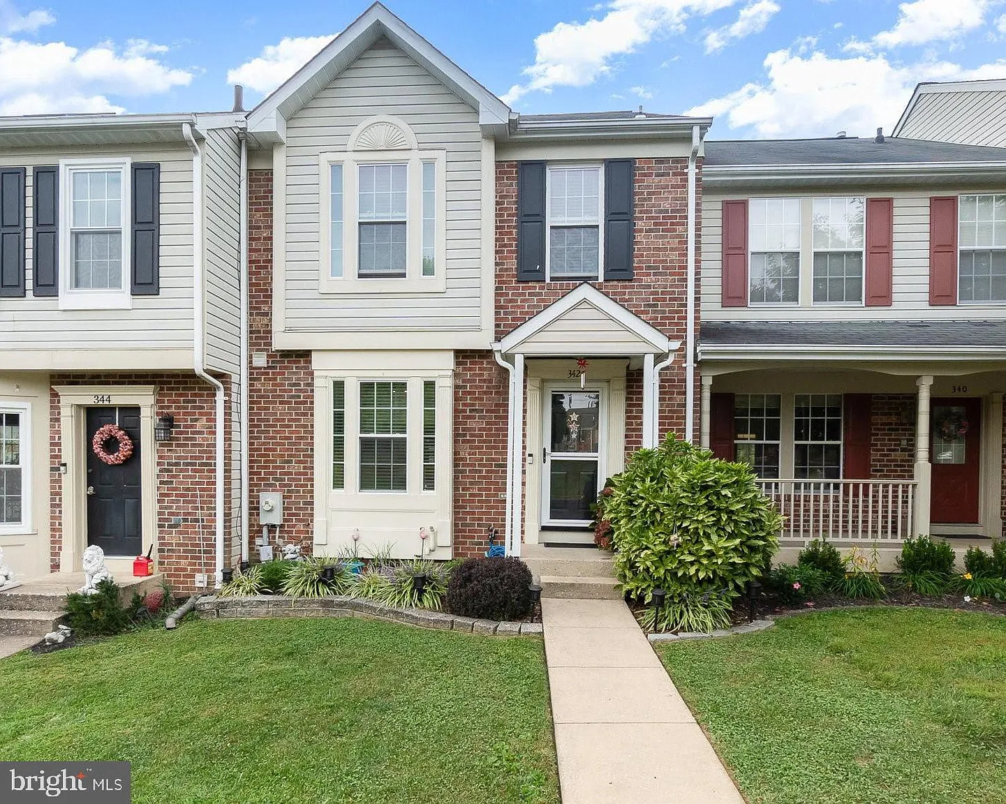 342 Cinnabar Ln photo 1