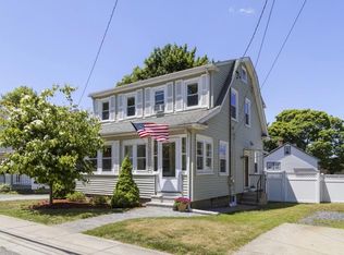 10 Collincote St, Stoneham, MA 02180