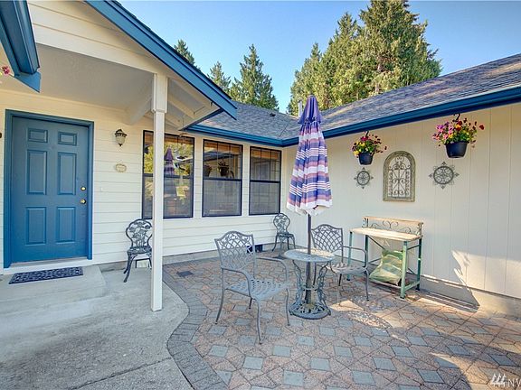 3rd image of 6235 22nd Ave SE