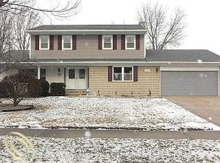 36540 Bobrich St, Livonia, MI 48152
