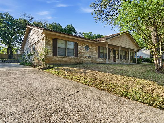 2nd image of 120 Timberlake Dr