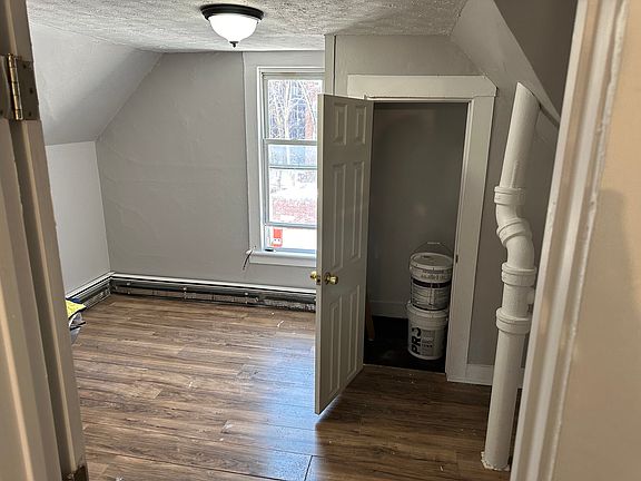 3rd image of 55 Franklin Ave #3