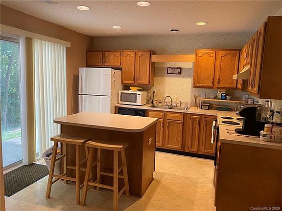 5th image of 5846 Prescott Ct