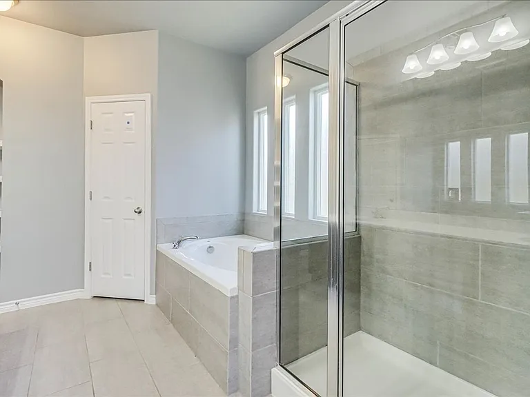 2217 Ibis — Photo 25