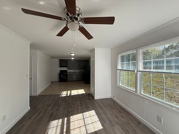 2nd image of 1500 John Ave #1502