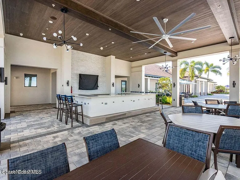 1703 Great Belt Cir — Photo 33
