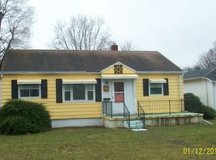 202 W McKinley Ave, Milford, IL 60953