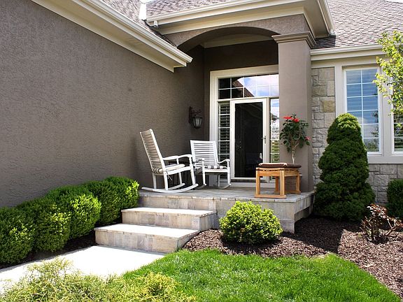 Extended Porch (2012)