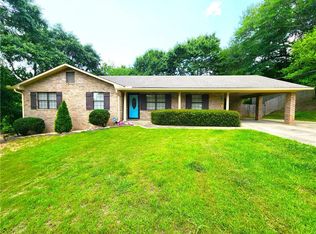 1903 Kittrell Dr, Phenix City, AL 36870