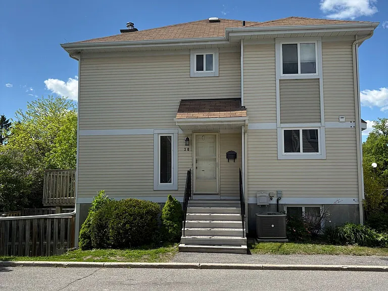30 McDermot Ct #45 — Photo 3