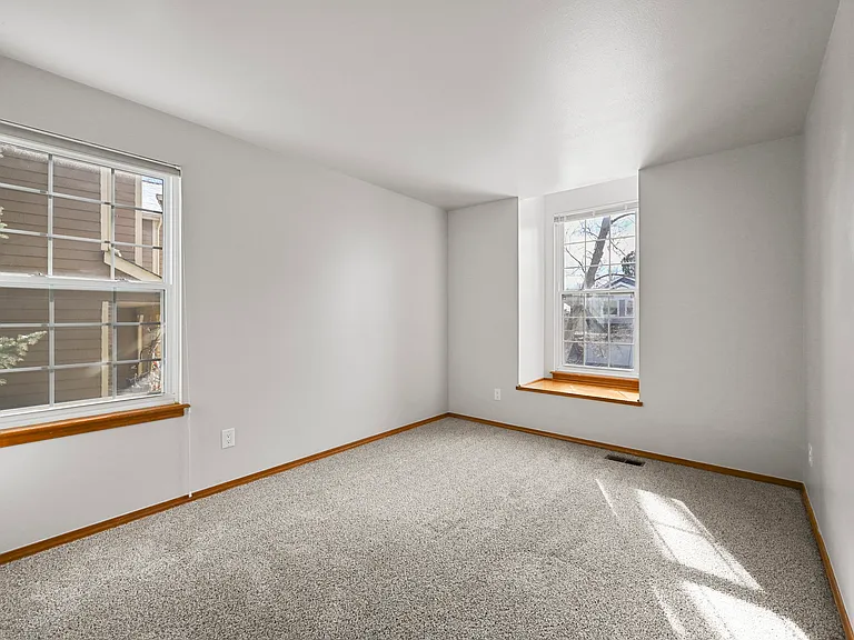 3640 Mountainside Dr — Photo 10