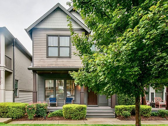 3rd image of 620 Chesterfield Way