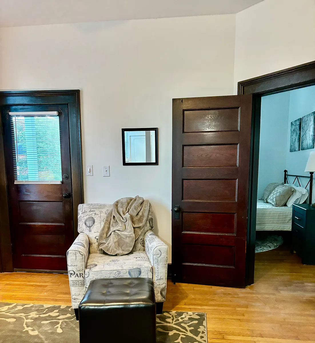 Building Photo - 1119 Windsor Ave #2