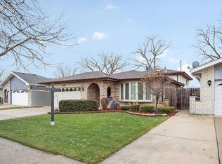 9126 Ridgeland Ave, Oak Lawn, IL 60453