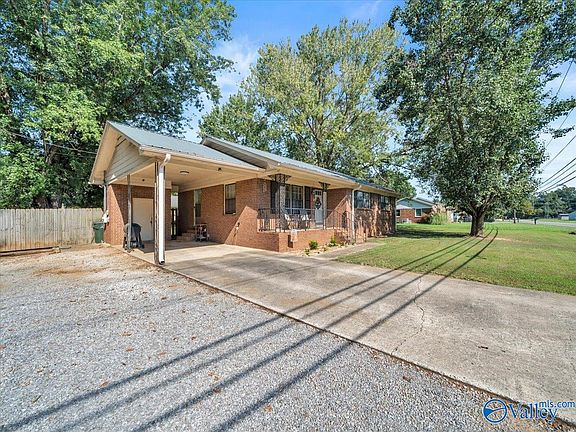 3rd image of 367 Gant Rd