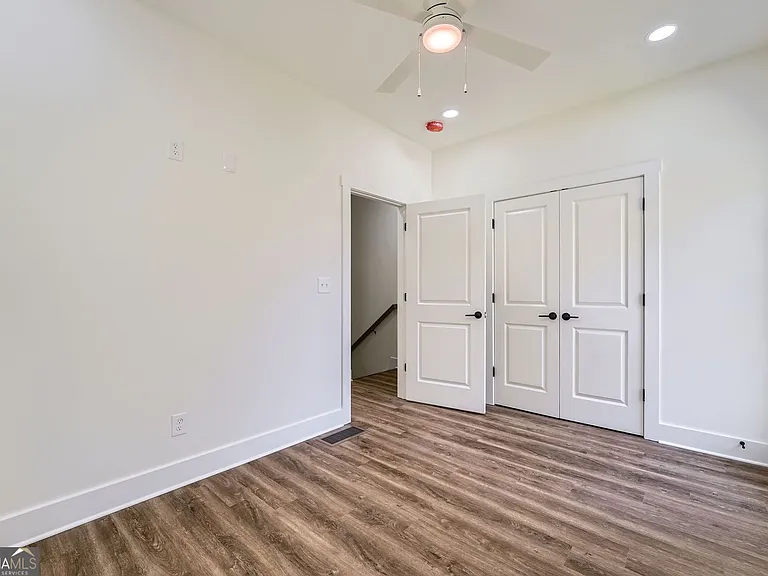 1351 Brewster St #3 — Photo 10