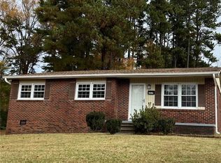 2019 Dryden Rd, Winston Salem, NC 27107