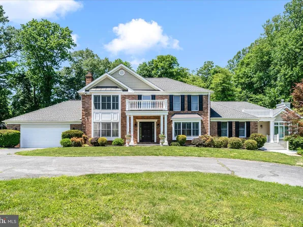 6667 Luster Dr, Highland, MD 20777