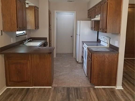 5th image of 1331 Brookfield Ln