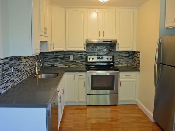1103 Regent St APT C