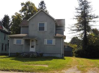 122 W State St, Albion, PA 16401